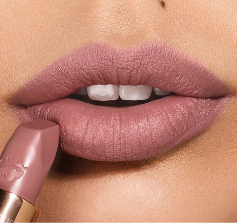 MATTE REVOLUTION LIP KIT MAKEUP KIT