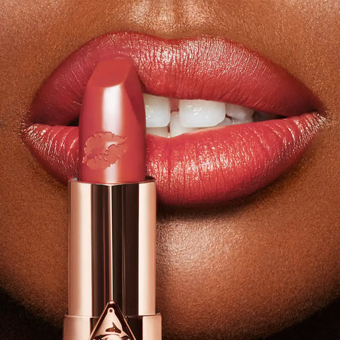 HOT LIPS 2 ANGEL ALESSANDRA