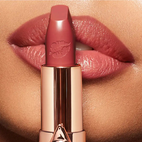 HOT LIPS 2 DANCEFLOOR PRINCESS