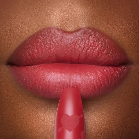 PILLOW TALK LOVE EFFECT LIPSTICK K.I.S.S.I.N.G - NAUGHTY TALK