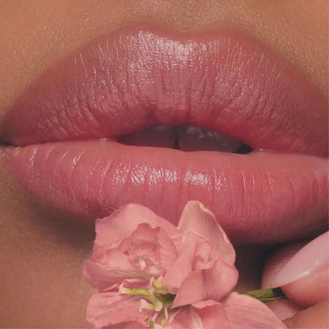 PILLOW TALK LOVE-BLUSH ON THE GO KIT MAKEUP KIT