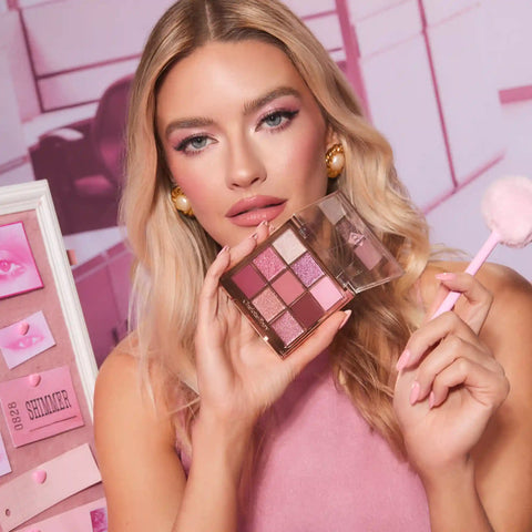 CHARLOTTE'S PALETTE OF BEAUTIFYING EYE TRENDS SUPER NEUTRAL